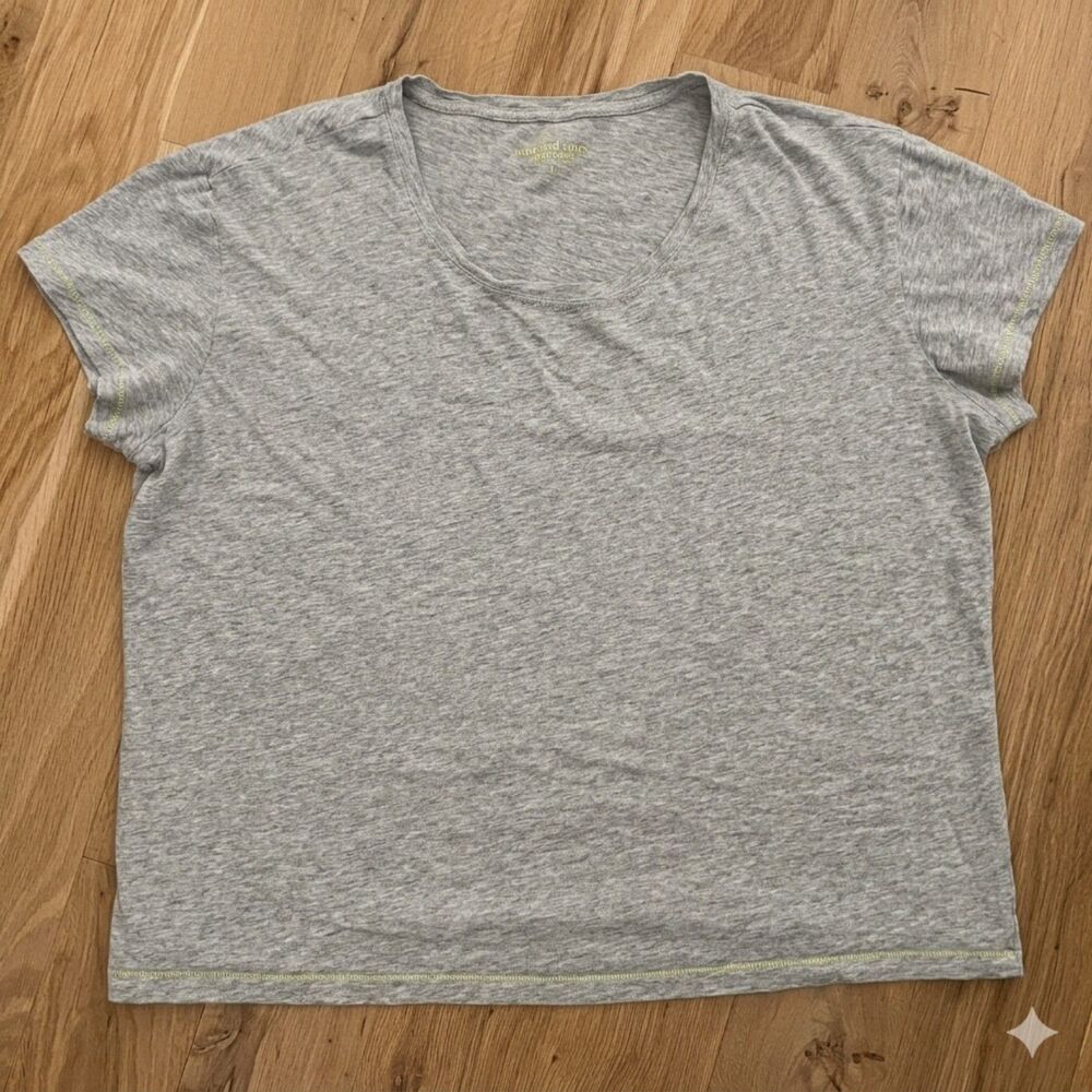 Vineyard Vines Pop Stitch Surf Tee Gray Neon Green Size Large EUC
